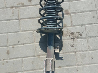 стойка передняя левая Peugeot 307 1 поколение (2001 - 2005), 2.0 л., дизель