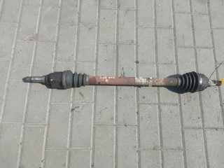 полуось передняя правая (приводной вал, ШРУС) Peugeot 207 1 поколение 2008, 1.6 л., бензин, 9651309880