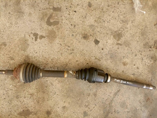 полуось передняя правая (приводной вал, ШРУС) Peugeot 607 1 поколение (2000 - 2004), 2.2 л., дизель