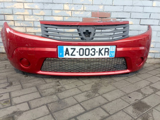 бампер передний Renault Sandero 1 поколение (2009 - 2014)