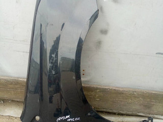 крыло переднее правое Chrysler Voyager 5 поколение (2007 - 2011)