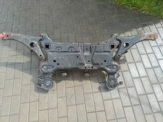 балка подвески передняя (подрамник) Chrysler Voyager 5 поколение (2007 - 2011), 04721084AD
