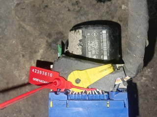 блок ABS Renault Laguna 2 поколение (2001 - 2005), 8200426953B