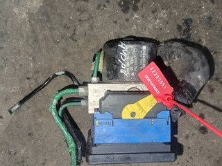блок ABS Renault Laguna 2 поколение (2001 - 2005), 8200808145