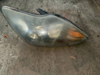 фара правая Ford Focus 2 поколение [рестайлинг] (2007 - 2011), 8M5113W029CE