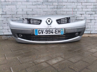 бампер передний Renault Megane 2 поколение [рестайлинг] (2006 - 2012), 8200484322