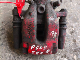 суппорт задний правый Peugeot 307 1 поколение (2001 - 2005)