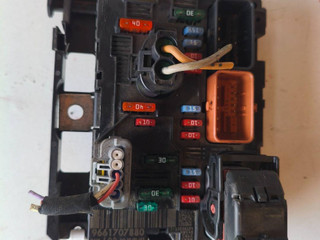 блок предохранителей Citroen C4 1 поколение (2004 - 2008), BSML03, 9661707880