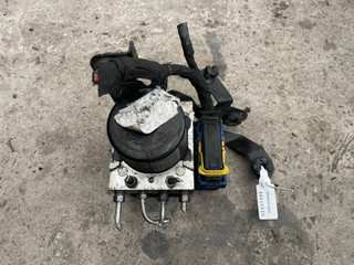 блок ABS Renault Megane 3 поколение (2008 - 2014), 476606264R
