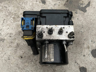 блок ABS Renault Megane 3 поколение (2008 - 2014), 476601563R