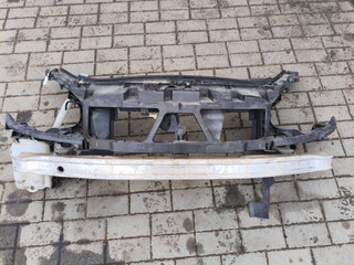 передняя панель крепления облицовки (телевизор) Renault Scenic 2 поколение (2003 - 2006), 8200140174
