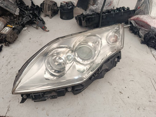 фара левая Renault Laguna 3 поколение 2008, 260600033R