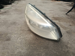 фара правая Renault Scenic 2 поколение (2003 - 2006), 15810400RE