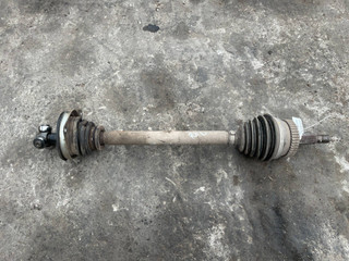 полуось передняя левая (приводной вал, ШРУС) Renault Scenic RX4 1 поколение (1996 - 1999), 2.0 л., бензин