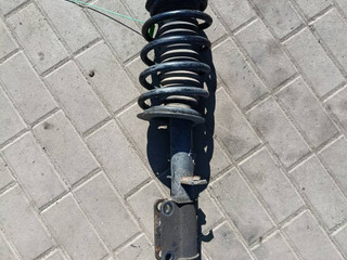стойка передняя левая BMW X5 E53 (1999 - 2003), 4.4 л., бензин, 22184697