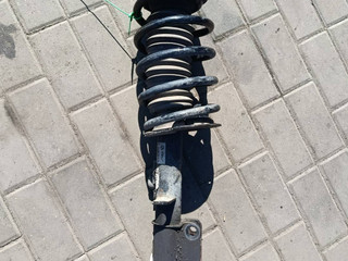 стойка передняя правая BMW X5 E53 (1999 - 2003), 4.4 л., бензин, 22184698