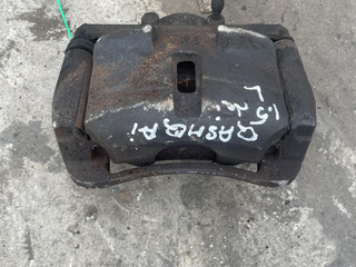 суппорт передний левый Nissan Qashqai 1 поколение (2006 - 2010), 1.5 л., дизель