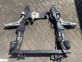 балка подвески передняя (подрамник) Alfa Romeo Brera 1 поколение (2005 - 2026), 2.4 л., дизель