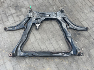 балка подвески передняя (подрамник) Nissan Qashqai 1 поколение (2006 - 2010), 1.5 л., дизель