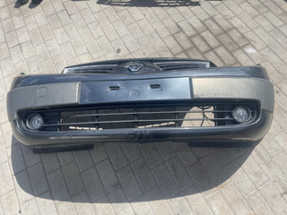 бампер передний Renault Scenic 2 поколение (2003 - 2006)