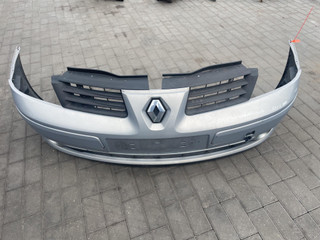 бампер передний Renault Espace 4 поколение [рестайлинг] (2006 - 2012)