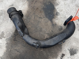 патрубок интеркулера Renault Scenic 3 поколение (2009 - 2012), 8200645723