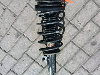 стойка передняя правая Peugeot 406 1 поколение [рестайлинг] (1999 - 2004), 1.9 л., дизель