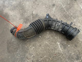 патрубок интеркулера Renault Scenic 3 поколение (2009 - 2012), 8200750731