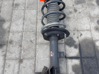 стойка передняя левая Dodge Caliber 1 поколение (2006 - 2012), 2.0 л., дизель