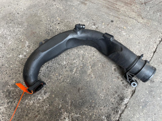 патрубок интеркулера Renault Scenic 3 поколение (2009 - 2012), 8200645723