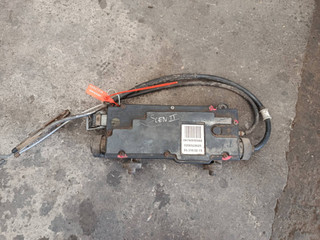 электроручник Renault Scenic 2 поколение (2003 - 2006), дизель, 8200522625
