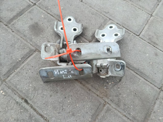 петля двери Renault Master 2 поколение (1998 - 2003)