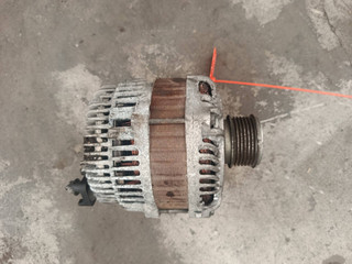 генератор Renault Scenic 3 поколение (2009 - 2012), 1.5 л., дизель, 8200660057