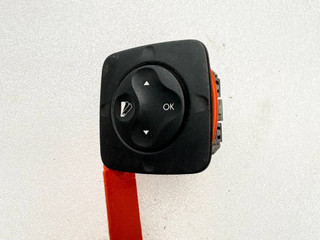 кнопка (выключатель) Renault Scenic 3 поколение (2009 - 2012), 283950001R