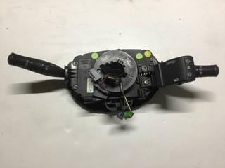 переключатель подрулевой (стрекоза) Renault Megane 2 поколение 2004, 820021375820