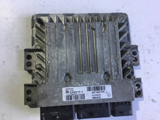 блок управления двигателем Renault Megane 3 поколение 2009, 1.5 л., дизель, 237100777R