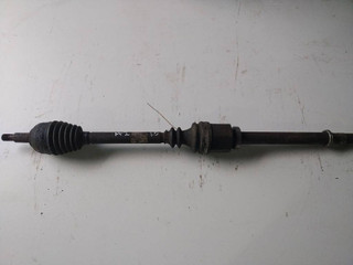 полуось передняя правая (приводной вал, ШРУС) Renault Megane 2 поколение 2006, 1.5 л., дизель, 8200198015