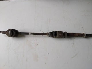 полуось передняя правая (приводной вал, ШРУС) Renault Clio 3 поколение 2006, 1.2 л., бензин