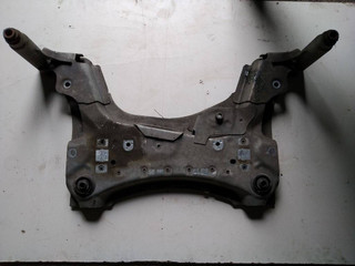 балка подвески передняя (подрамник) Renault Scenic 3 поколение 2010, 1.6 л., дизель, 544017250R