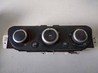 блок управления печки / климат-контроля Renault Megane 3 поколение 2009, T1001786G