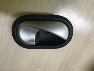 ручка внутренняя передняя правая Renault Megane 2 поколение [рестайлинг] 2007, 8200028486