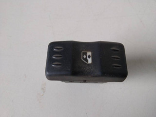 кнопка стеклоподъемника двери Renault Logan 1 поколение 2007