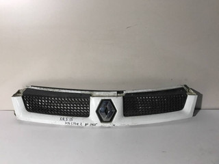 решетка радиатора Renault Master 2 поколение 2003, 8200233765