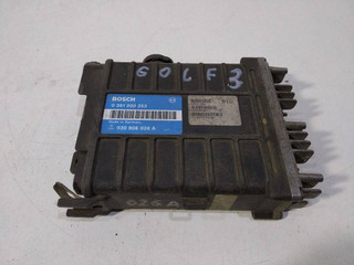 блок управления двигателем Volkswagen Golf 1 поколение 1991, 030906026A