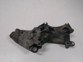 подушка крепления двигателя Renault Megane 3 поколение 2010, 8200669495