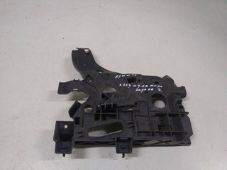 крышка аккумулятора Renault Laguna 3 поколение 2009, 8200456655