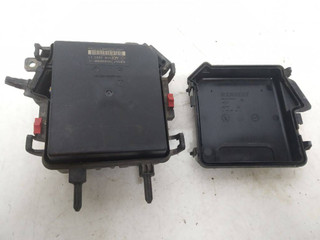 блок предохранителей Renault Megane 3 поколение 2009, 1.5 л., дизель, 284B60008R
