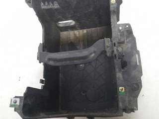 полка аккумулятора Renault Megane 3 поколение 2009, 1.5 л., дизель, 244460010R