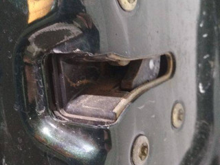 замок двери передней правой Opel Omega B [рестайлинг] 2002