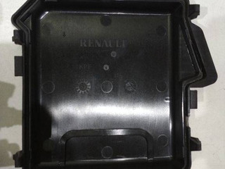 крышка блока предохранителей Renault Scenic 3 поколение 2009, 284C4002R